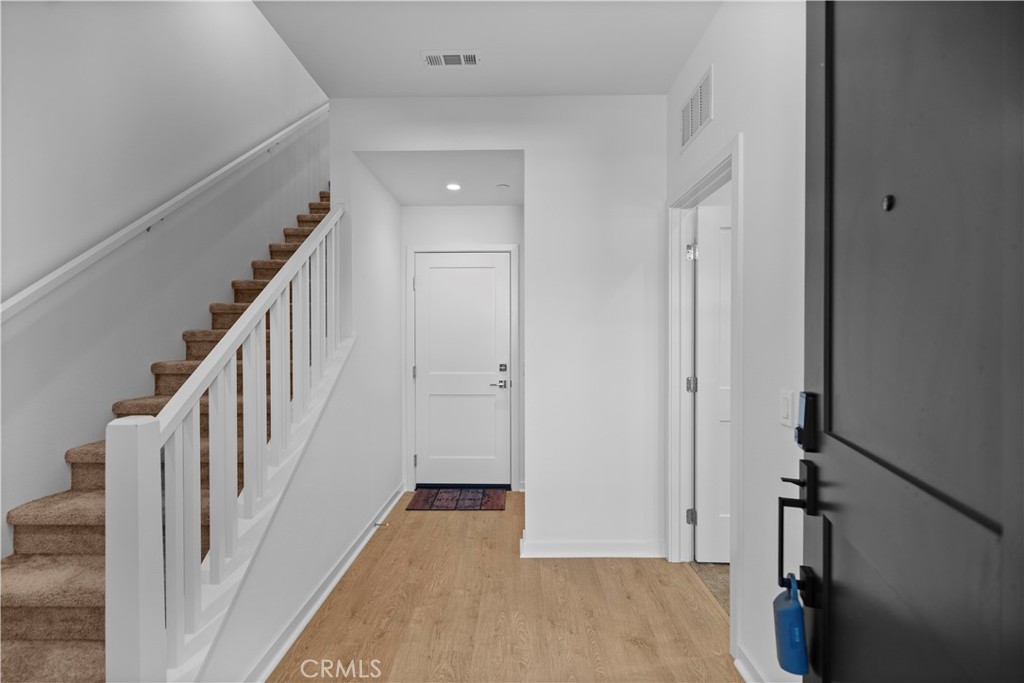119 Jessup Way Property Photo 7