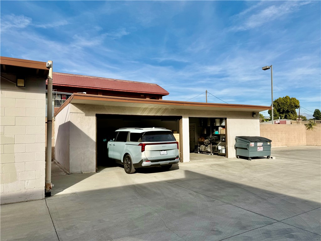 5608 Rosemead Boulevard Property Photo 11