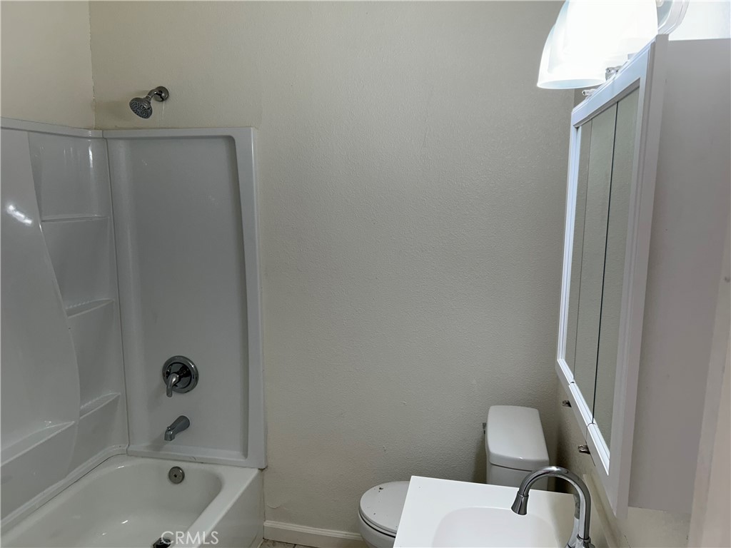 15628 K Street Property Photo 4