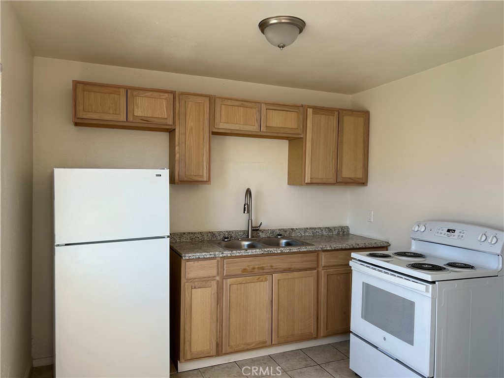 15628 K Street Property Photo 5