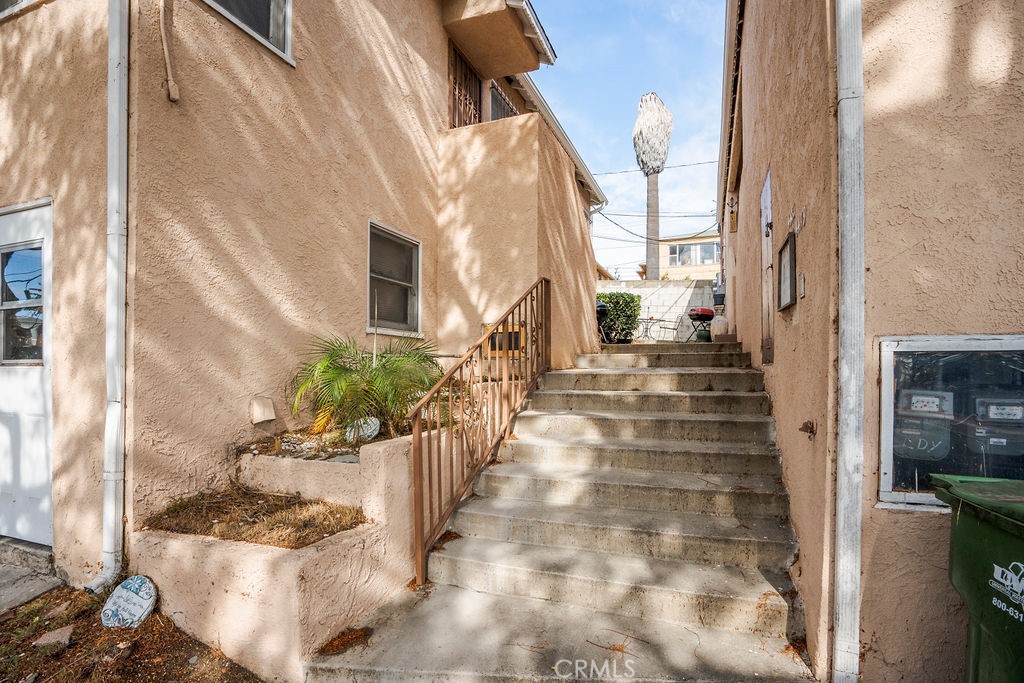 4479 W 61st Street Property Photo 6