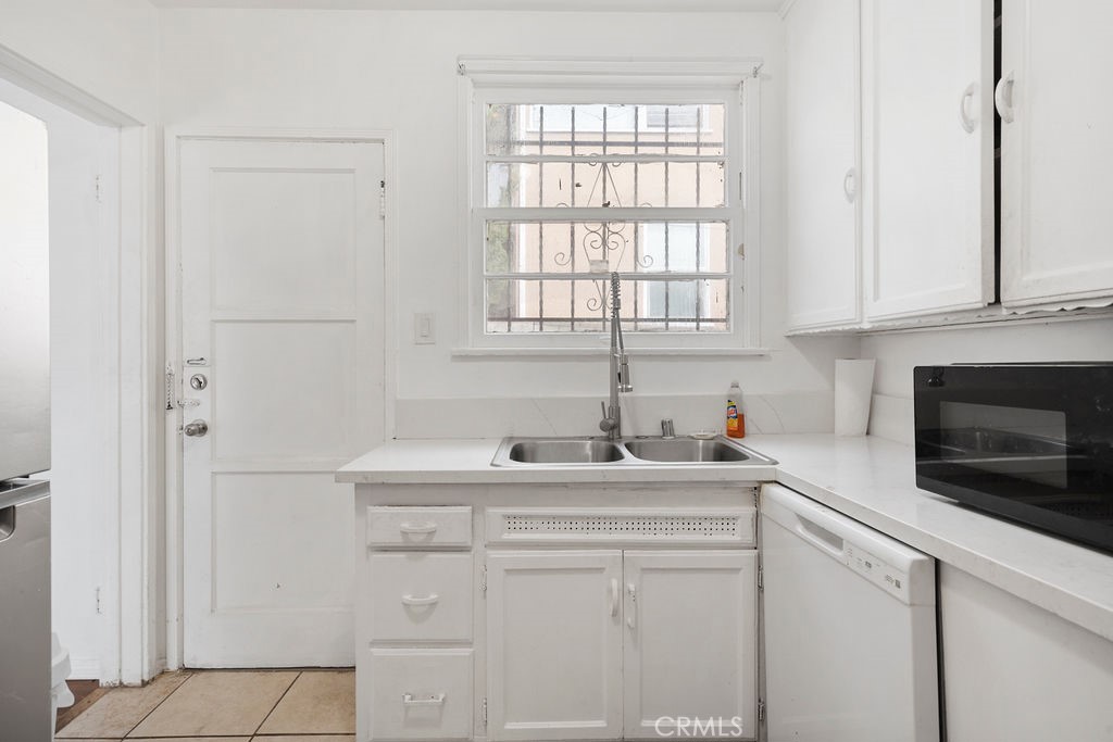4479 W 61st Street Property Photo 17