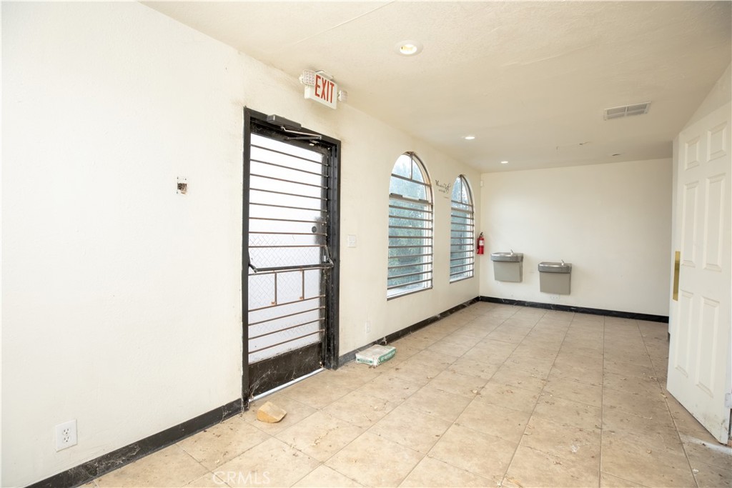 15623 Village Drive Property Photo 16