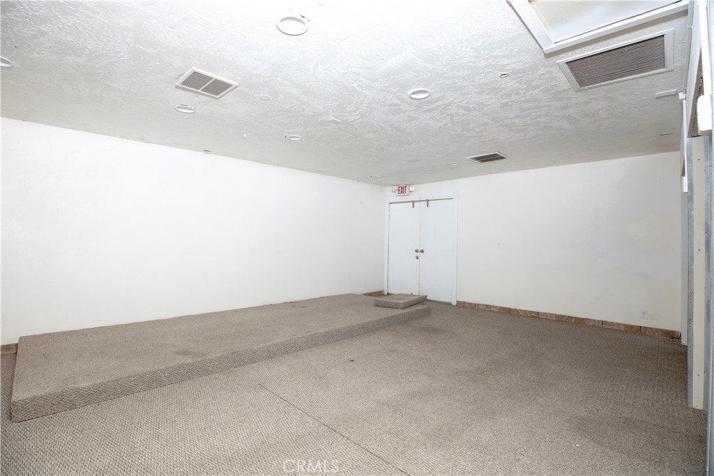 15623 Village Drive Property Photo 24