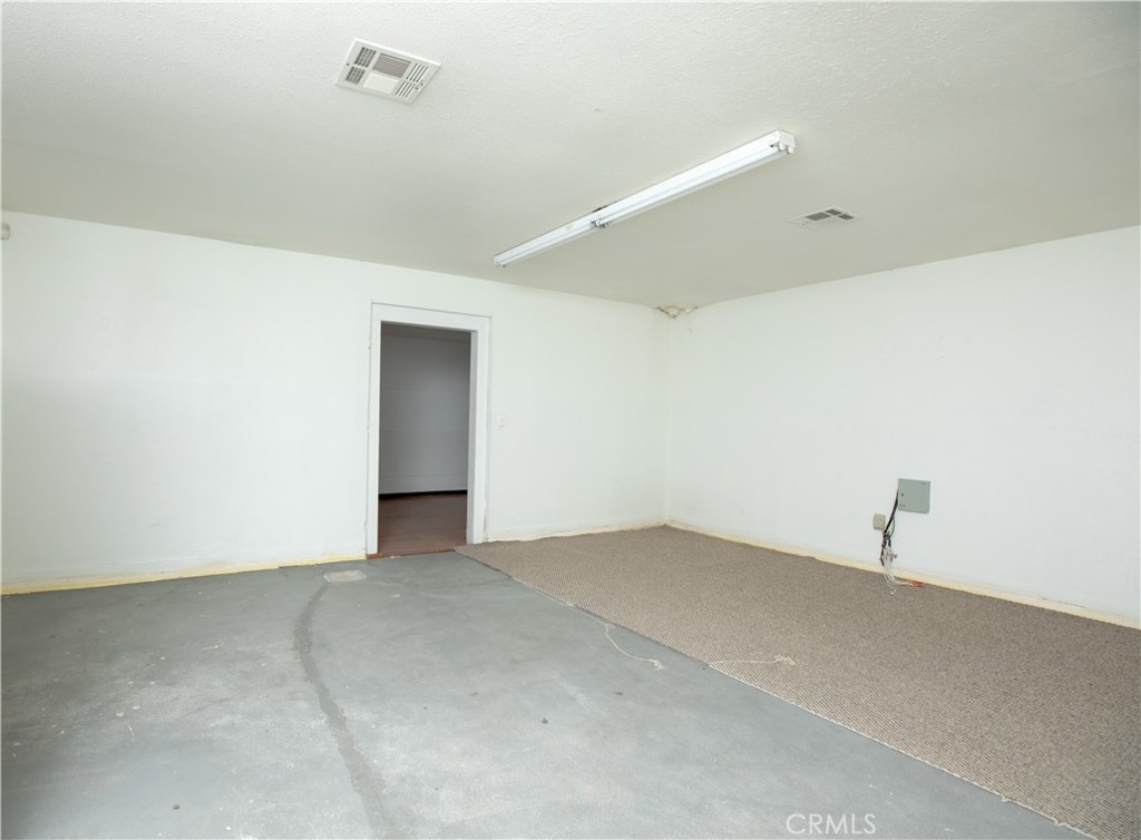 15623 Village Drive Property Photo 30