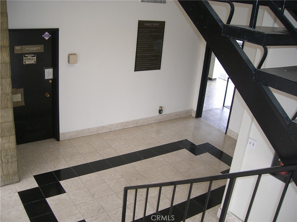 18039 Crenshaw Boulevard 306 Property Photo 4