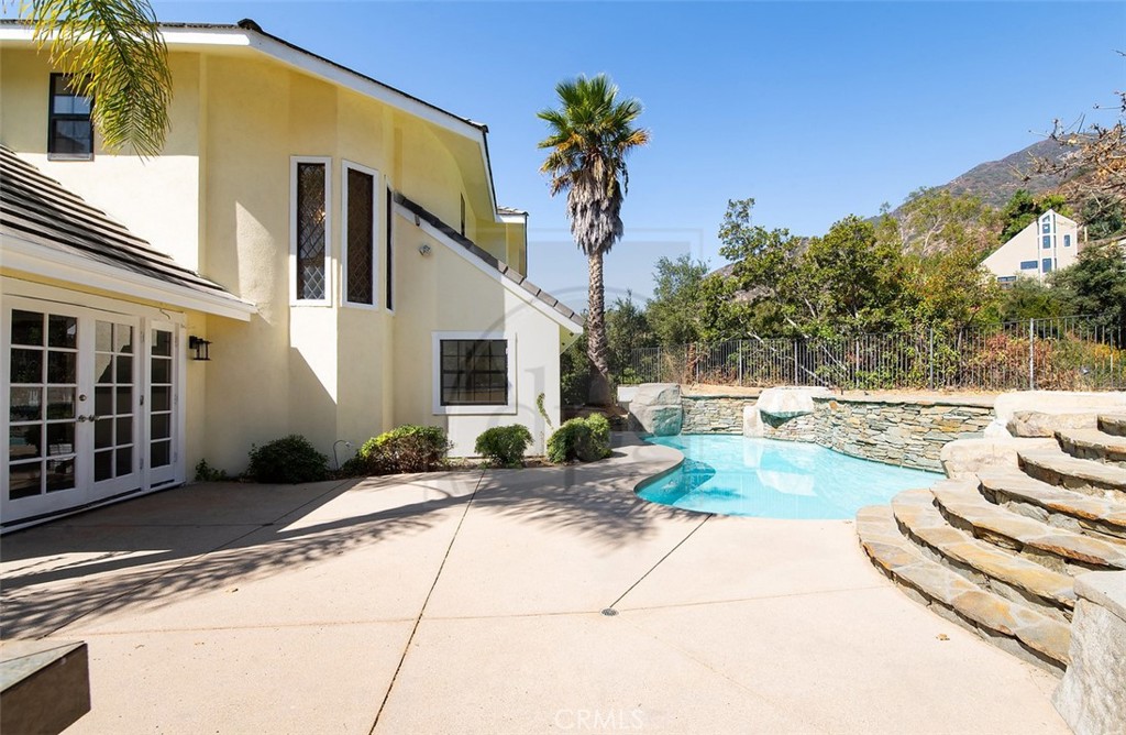 505 Lotus Lane Property Photo 11