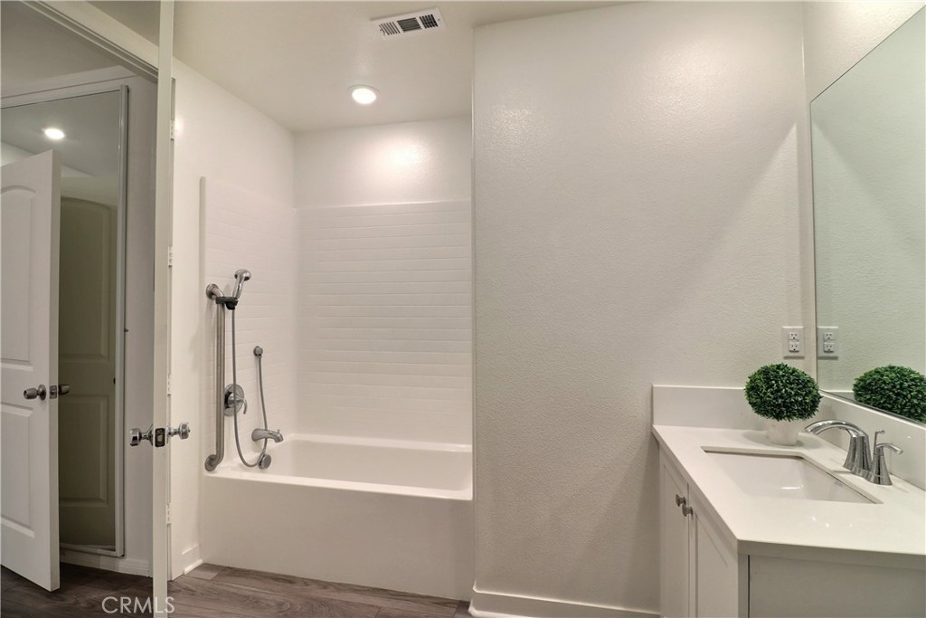2634 Paisly Court Property Photo 9