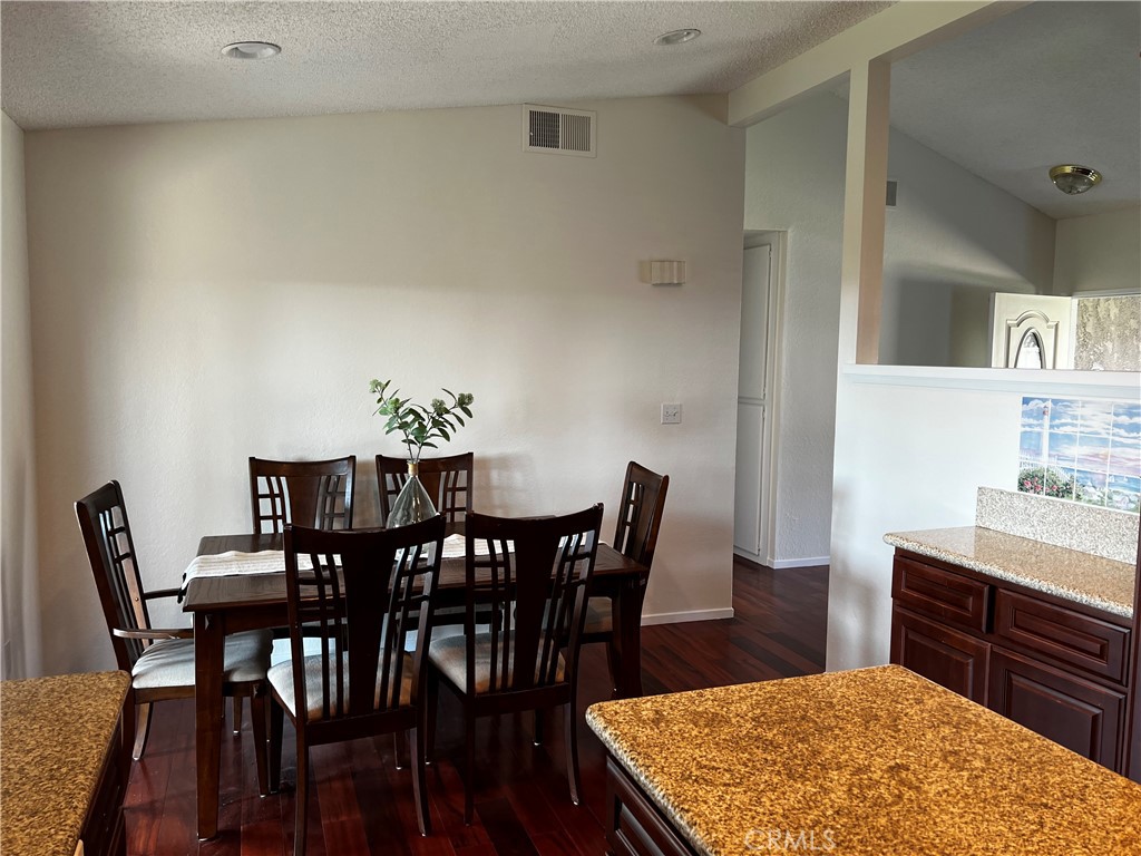 9505 Church Street Property Photo 6