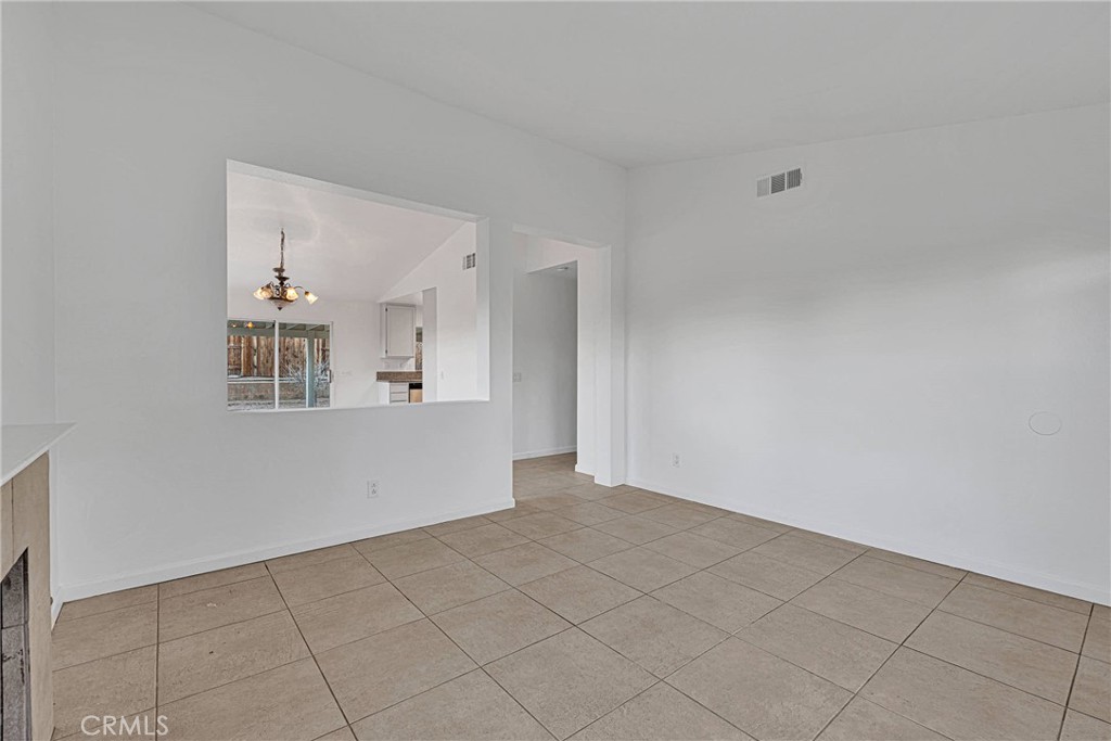 10863 Bonanza Road Property Photo 8