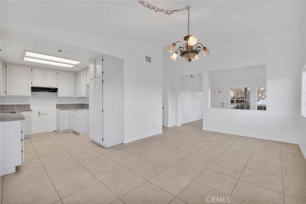 10863 Bonanza Road Property Photo 10