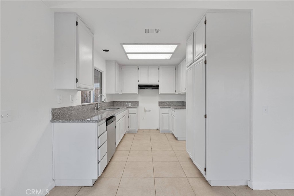 10863 Bonanza Road Property Photo 11