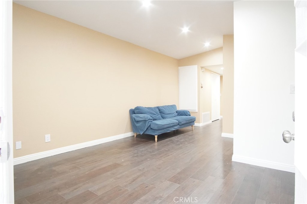 2012 S Garfield Avenue Property Photo 22