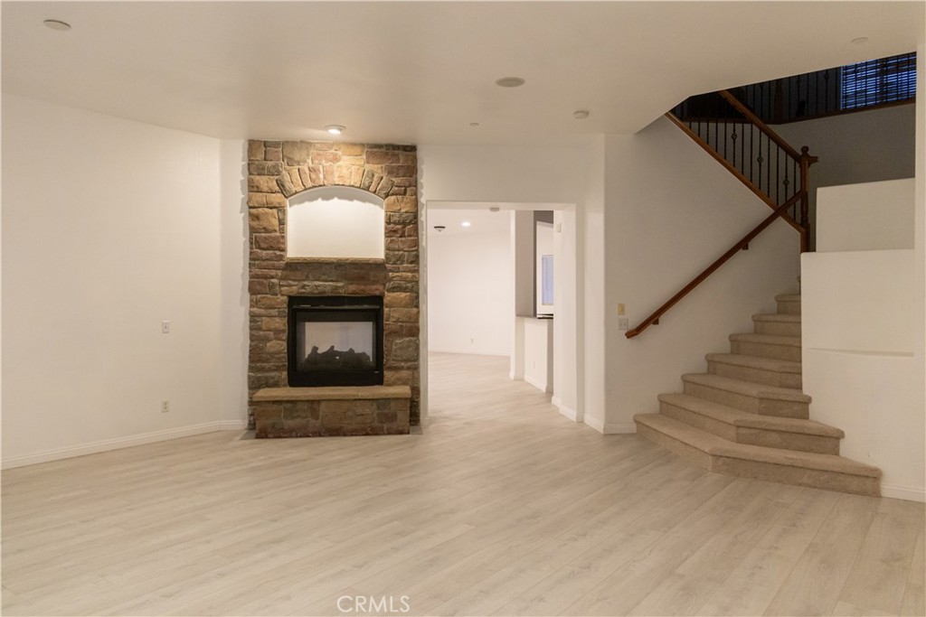 1594 Margit Street Property Photo 8