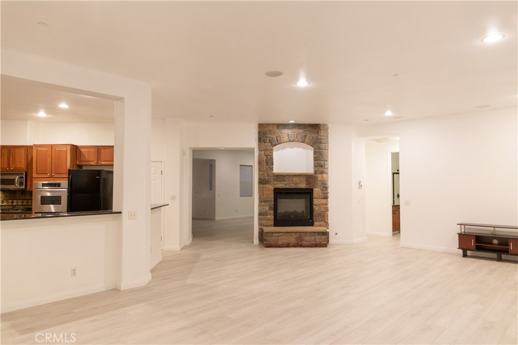 1594 Margit Street Property Photo 12
