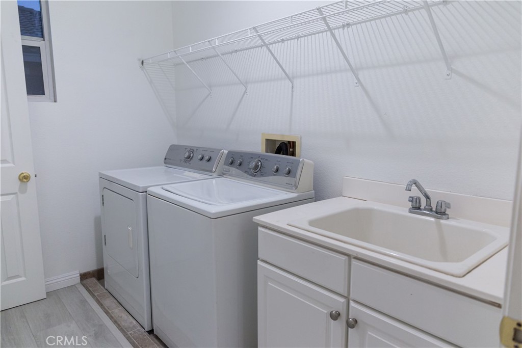 1594 Margit Street Property Photo 44