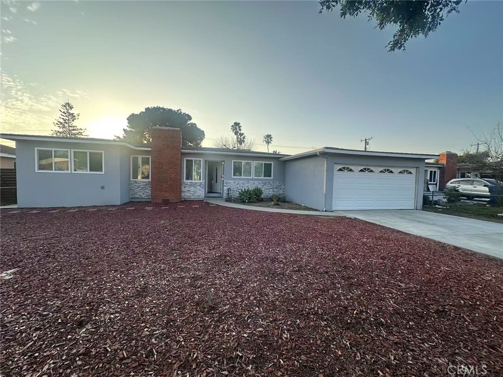 4523 N De Lay Avenue Property Photo