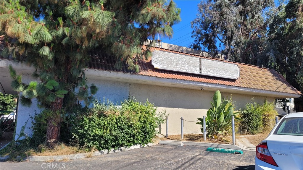 100 N Tustin Avenue Property Photo