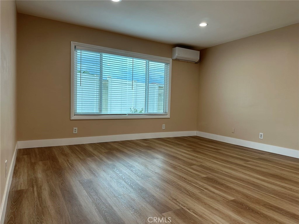 418 S Lincoln Avenue Property Photo 4
