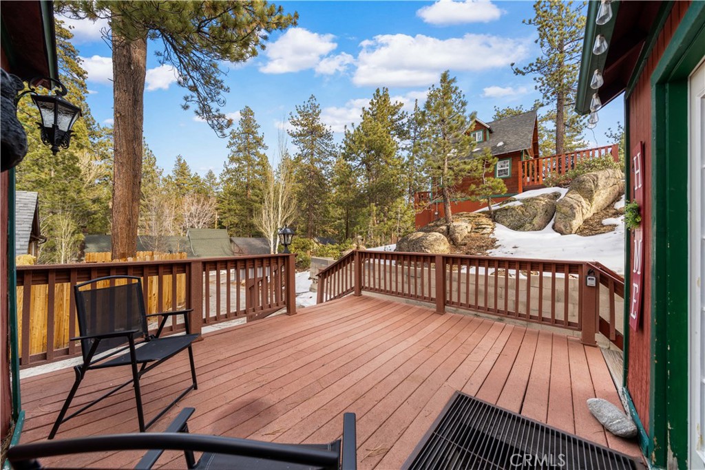 813 Lark Trail Property Photo 3