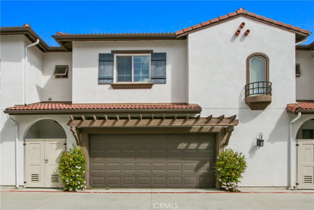 1452 S White Avenue 5 Property Photo