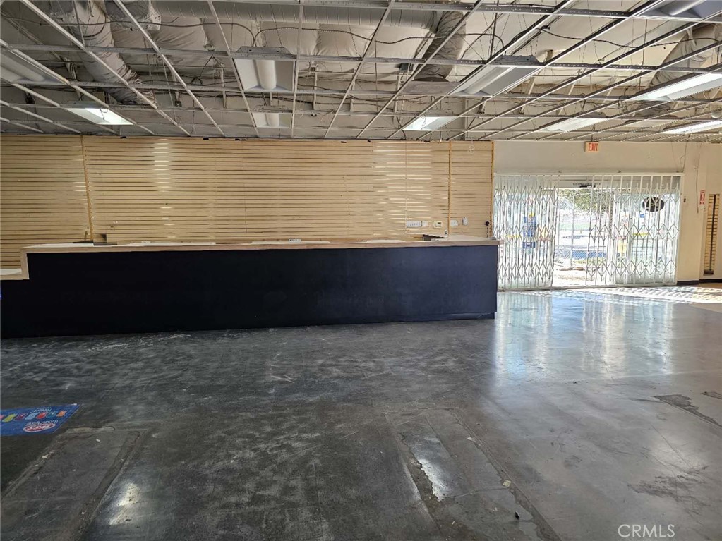 1700 S Garey Avenue Property Photo 8