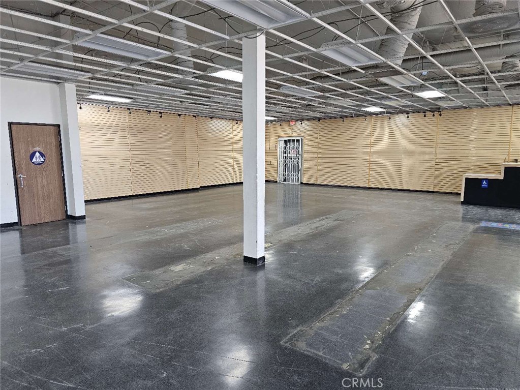1700 S Garey Avenue Property Photo 10