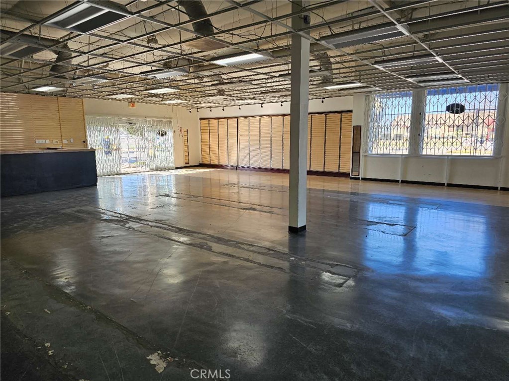 1700 S Garey Avenue Property Photo 14