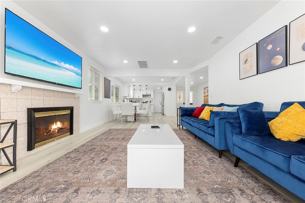19378 Fadden Street Property Photo