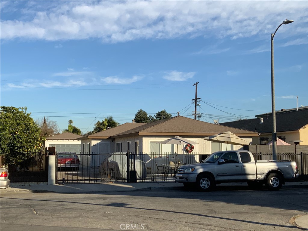 1807 E 107th Street Property Photo