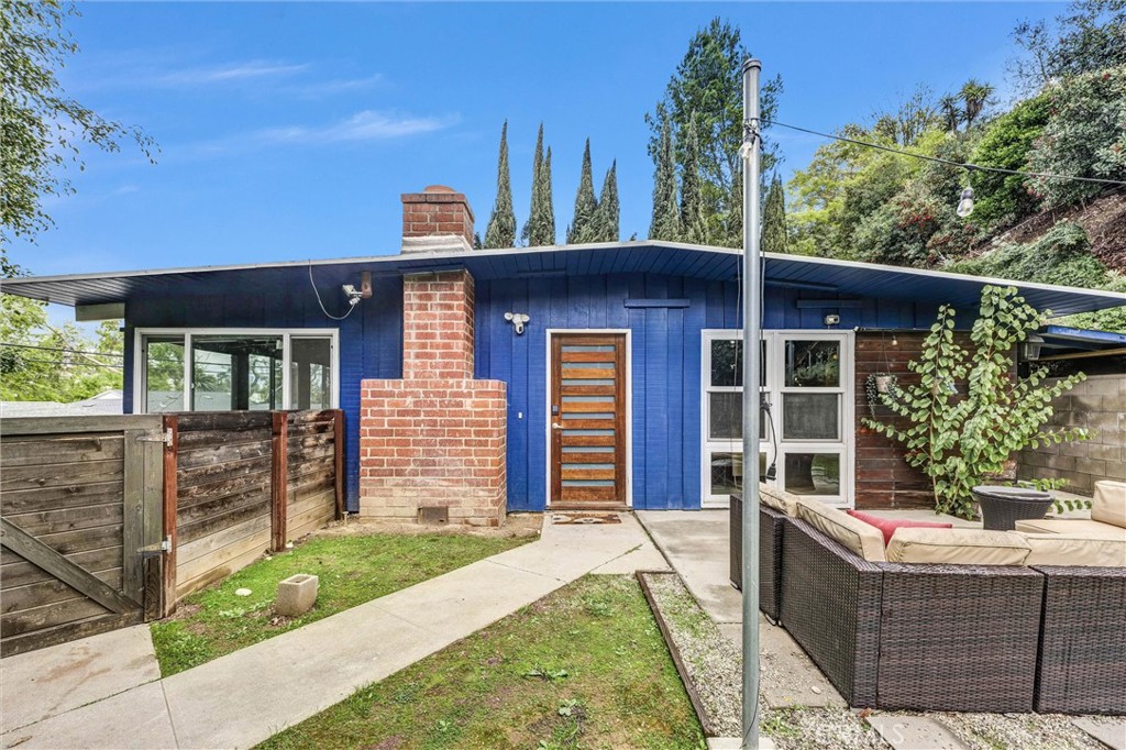744 Divina Vista Street Property Photo