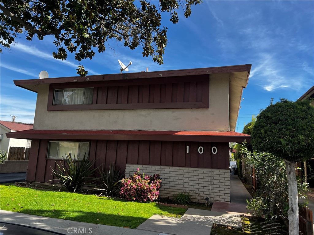 100 N El Molino Property Photo