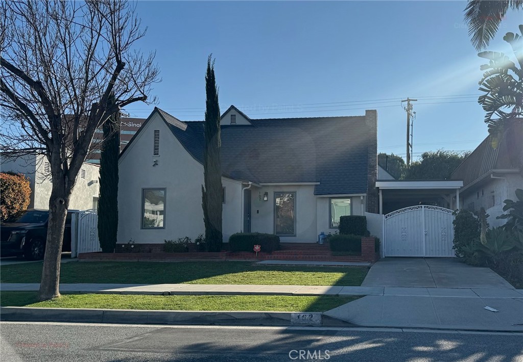 162 N Le Doux Road Property Photo
