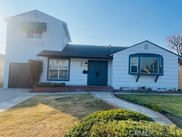 4521 Sultana Avenue Property Photo
