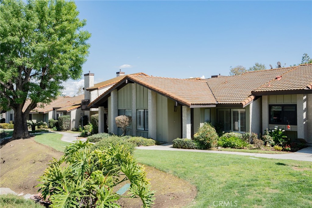 15735 La Subida Drive 2 Property Photo