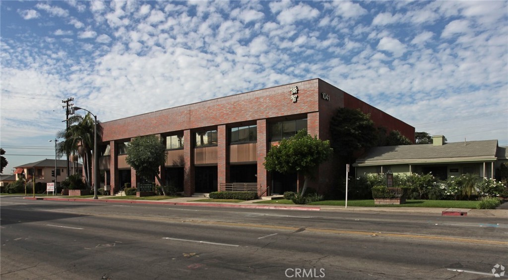 Alhambra Real Estate Listings Main Image