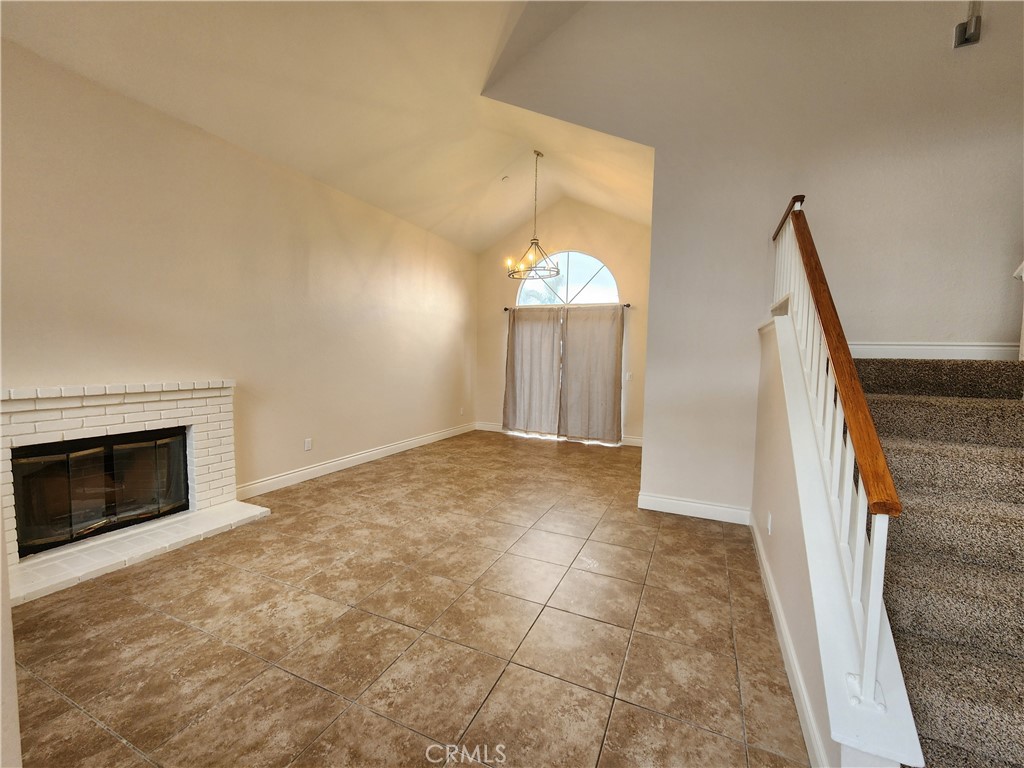 12058 Maple Leaf Lane Property Photo 4