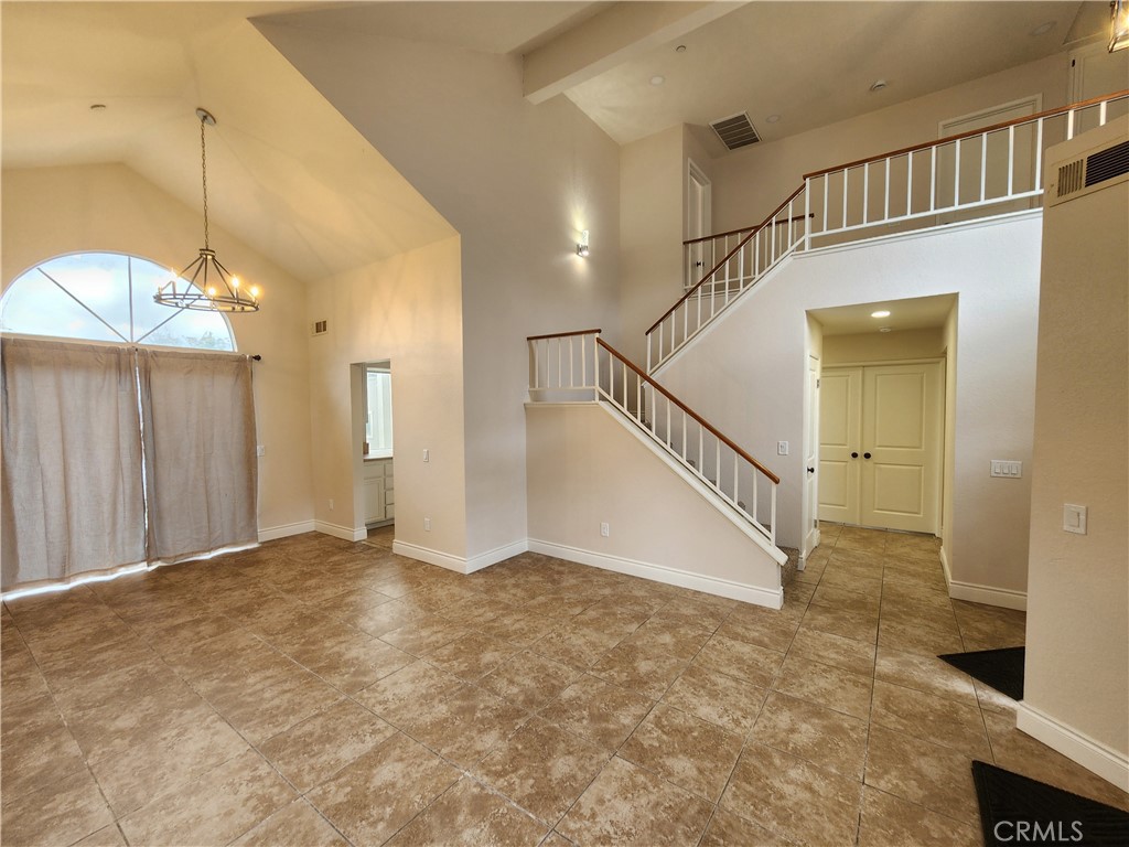 12058 Maple Leaf Lane Property Photo 6