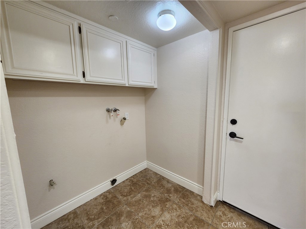 12058 Maple Leaf Lane Property Photo 13