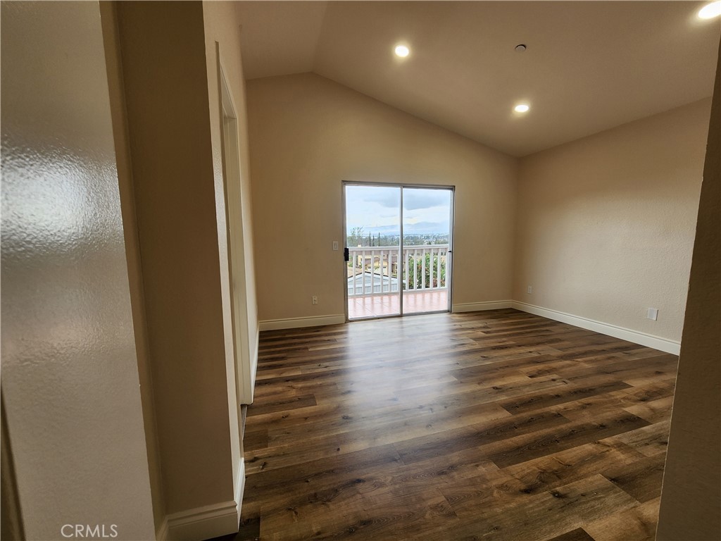 12058 Maple Leaf Lane Property Photo 16