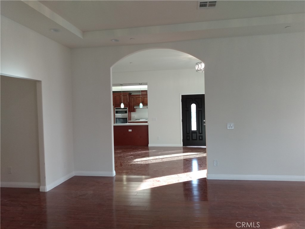 17548 Court Street Property Photo 27