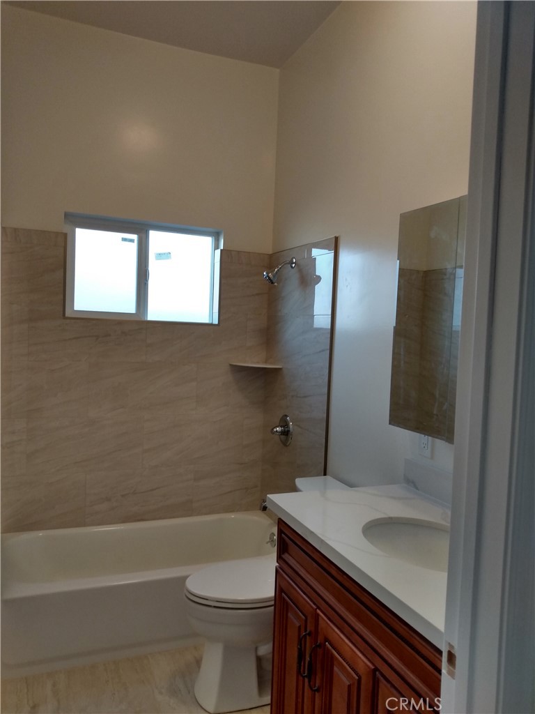 17548 Court Street Property Photo 45