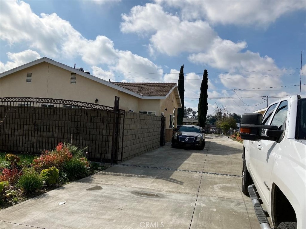 17548 Court Street Property Photo 73