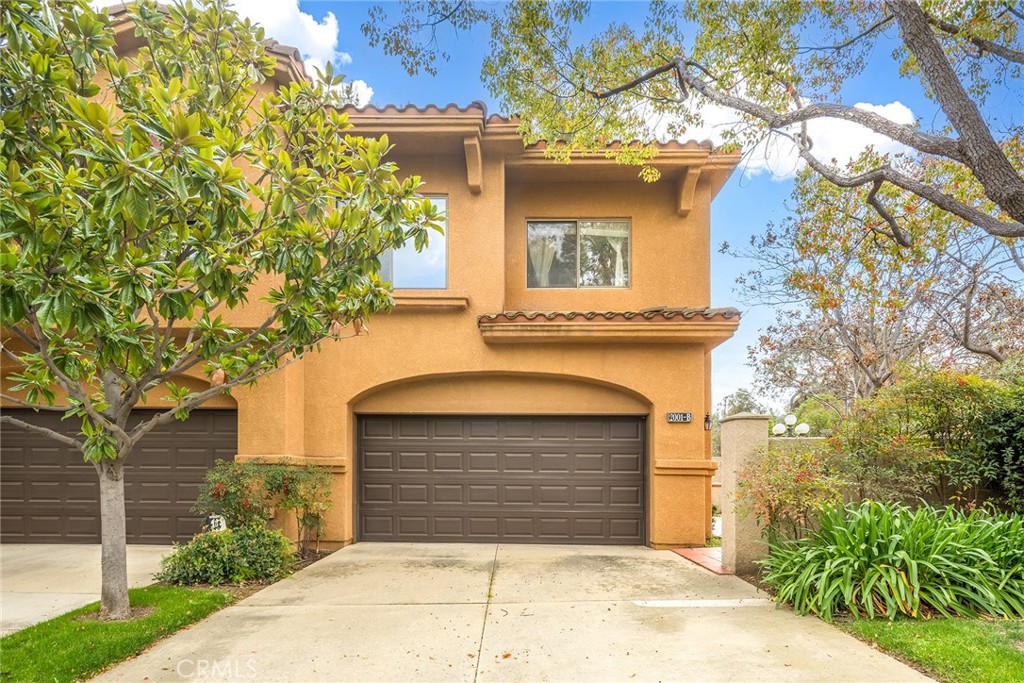 2001 Villa Del Lago Drive B Property Photo