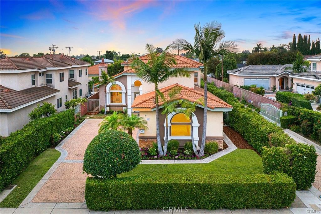 5237 Temple City Boulevard Property Photo
