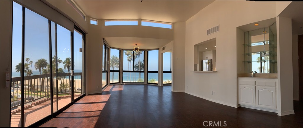 1033 Ocean Avenue 401 Property Photo 3