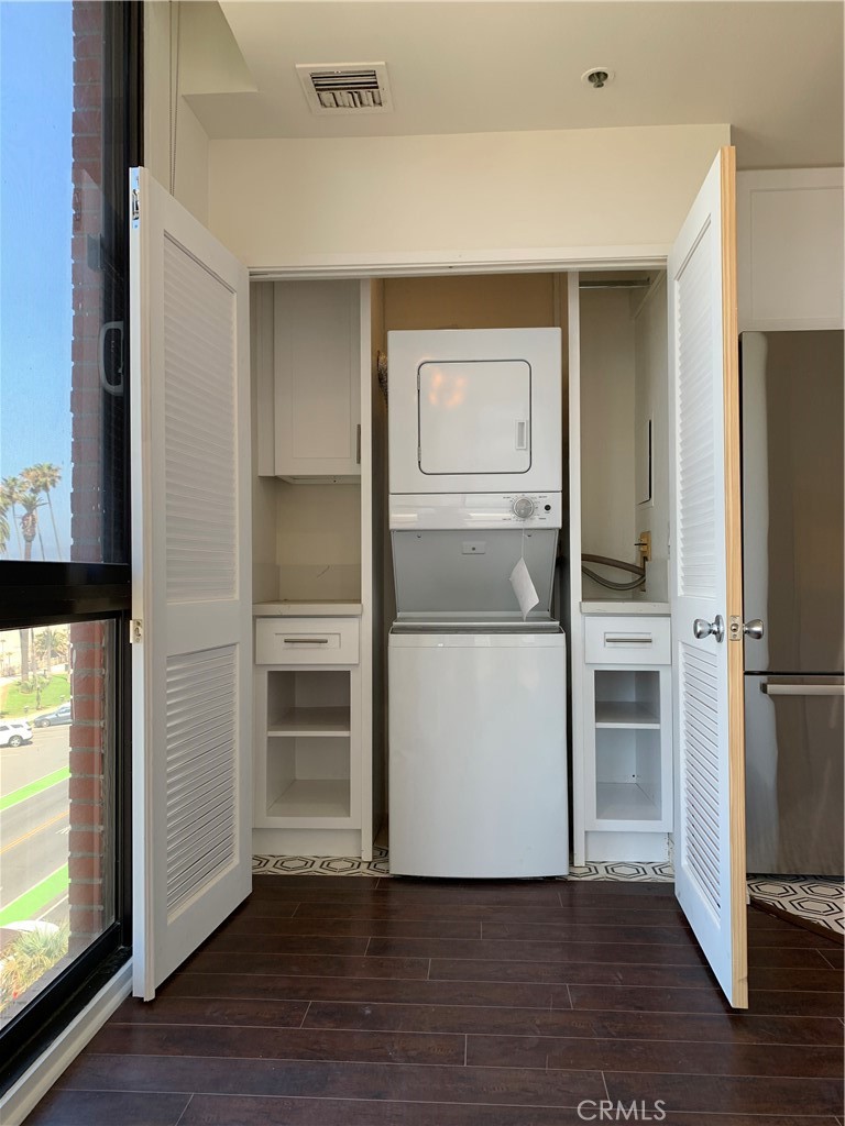 1033 Ocean Avenue 401 Property Photo 11