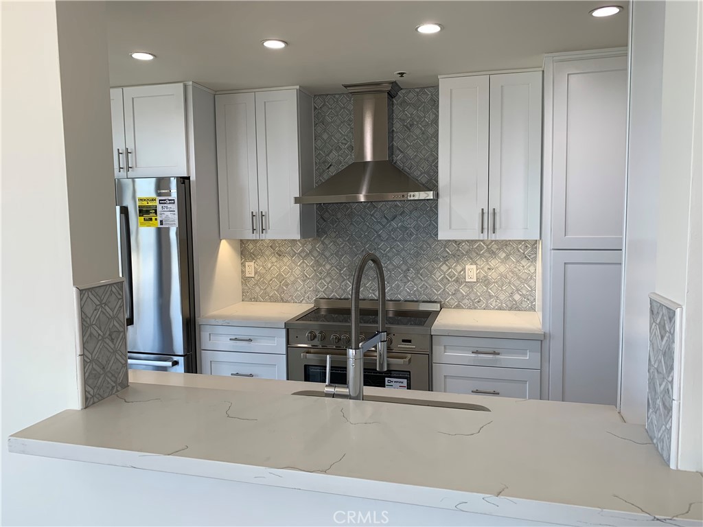 1033 Ocean Avenue 401 Property Photo 13