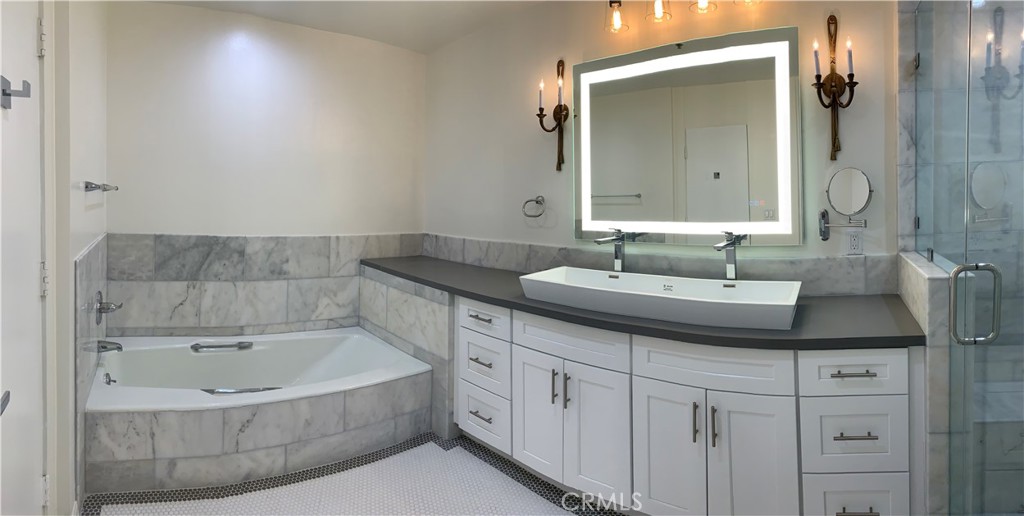 1033 Ocean Avenue 401 Property Photo 22