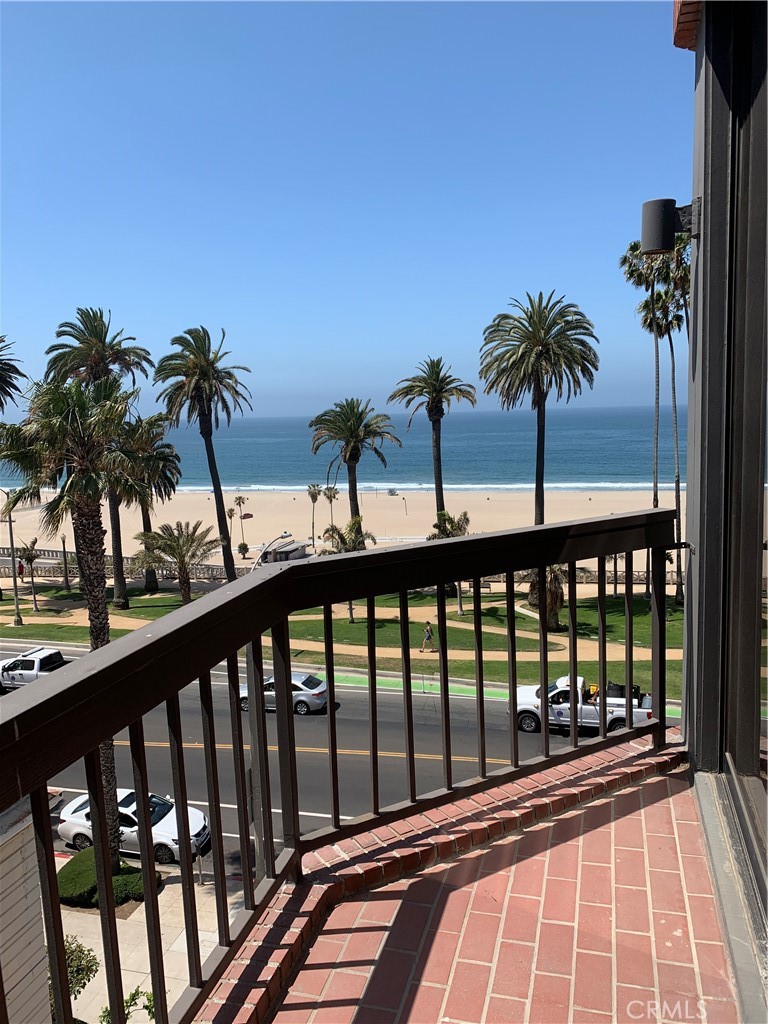 1033 Ocean Avenue 401 Property Photo 31